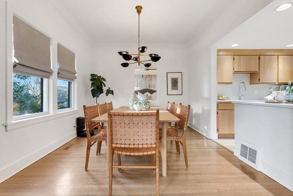 Upstaging Seattle — staged living room