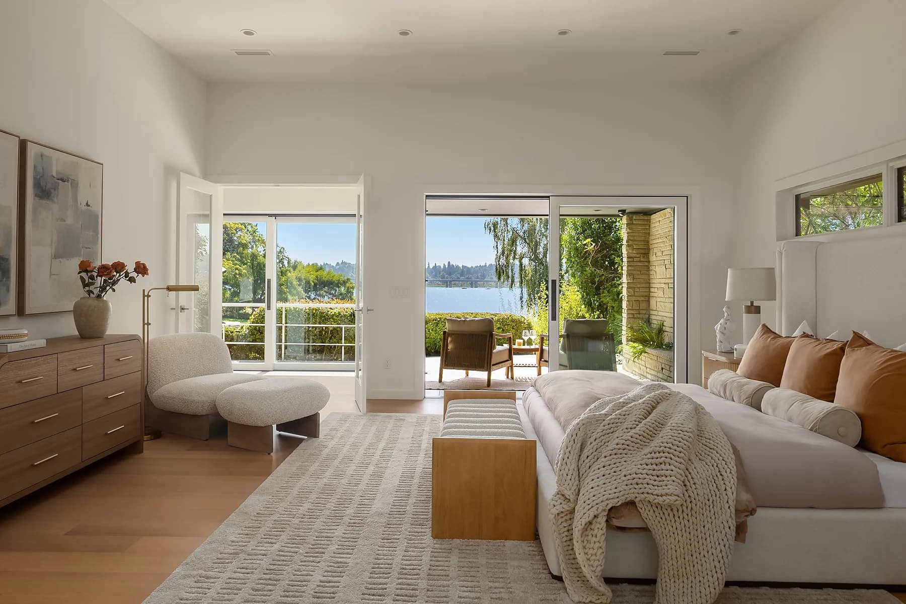 Upstaging Seattle — staged living room